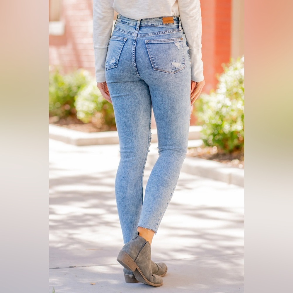 Judy Blue high Rise 88266 Acid Wash Destroyed Skinny Jeans size 18W PLUS - Picture 4 of 6